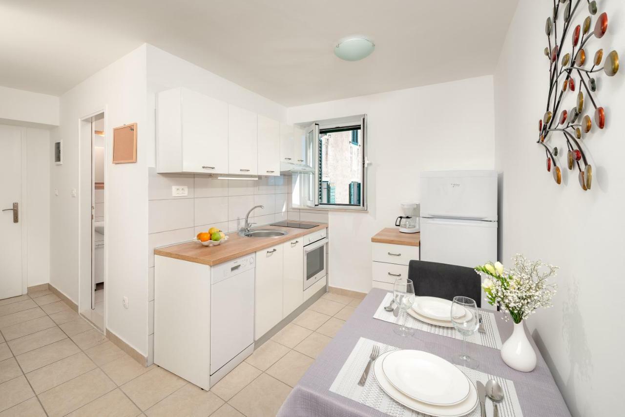 Apartment Adventure Spalato Esterno foto